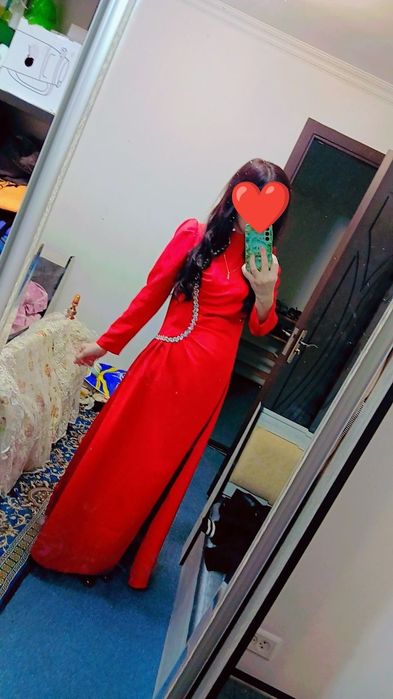 Ayollar libosi juda udar