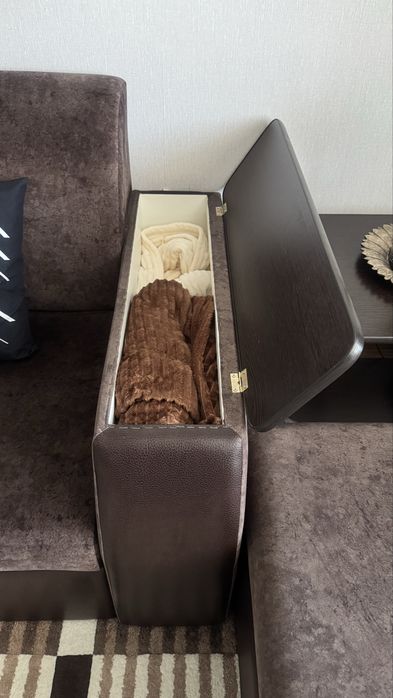 Диван.  Диван.      Диван.