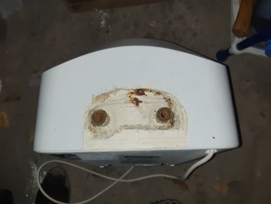 Продам Водонагреватель Шафато бу