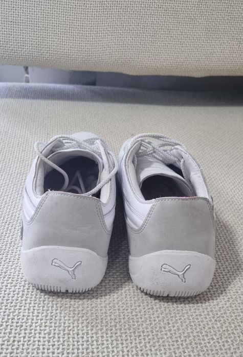 Adidaşi Puma Ferrari