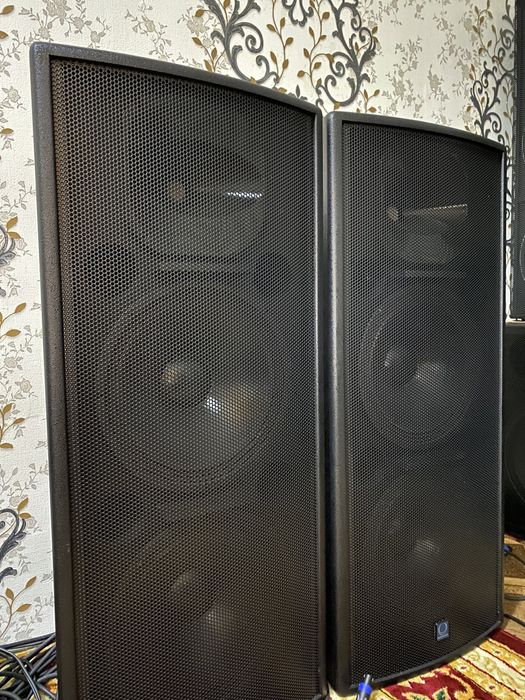 Turbosound калонка