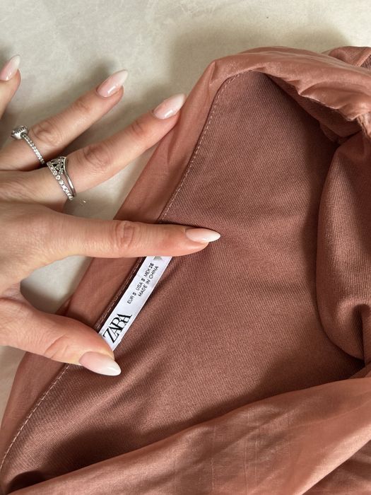 Рокля Zara-с един ръкав