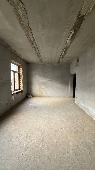 Продаётся  3х комнатная квартира