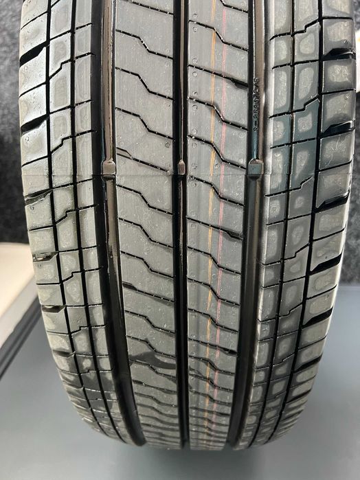 215/60 R17C 109/107T  Continental VANCONTACT ECO