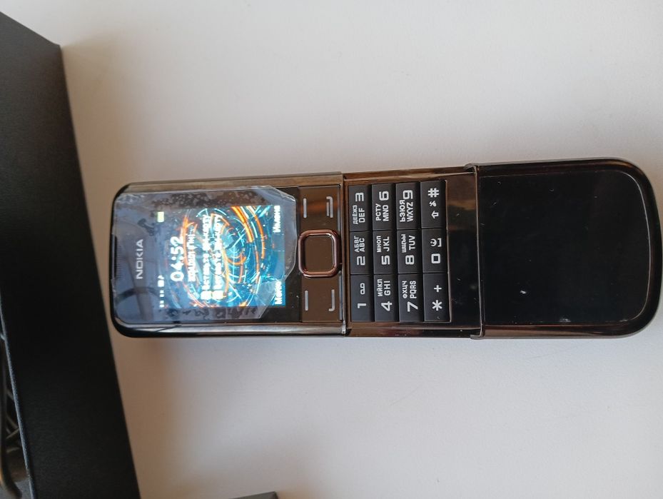 Продам Нокиа 8800