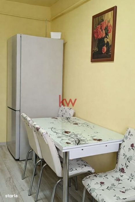 Apartamente 4 camere Cug, 2 bai, 2 balcoane, la strada principala!