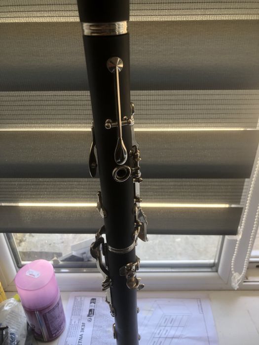 Vand clarinet aproape nou cu geanta propie