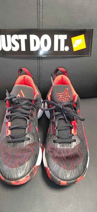 Nike Giannis Immortality 2, номер 40