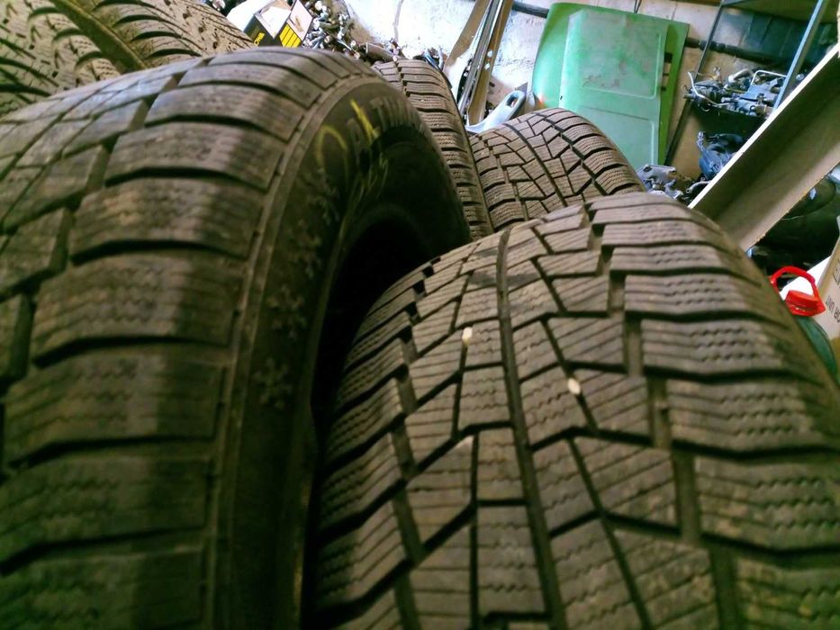 Зимни гуми GENERAL Altimax Winter 3 215/55 R17