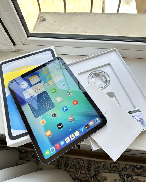 iPad 10 Blue 64GB WiFi +Чехол