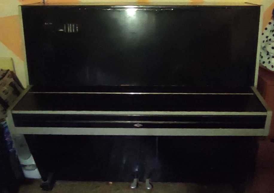 Продается пианино/фортепиано "Аккорд".