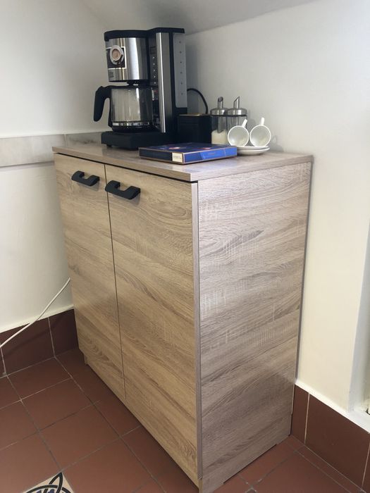 Продам тумбу