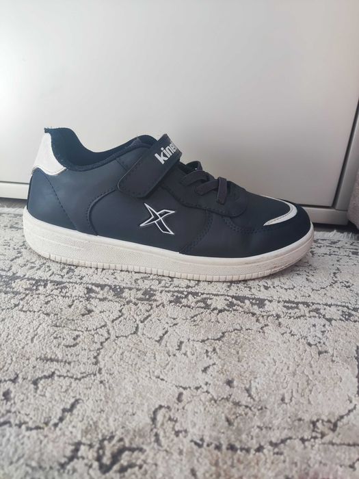 Кросовки kinetix