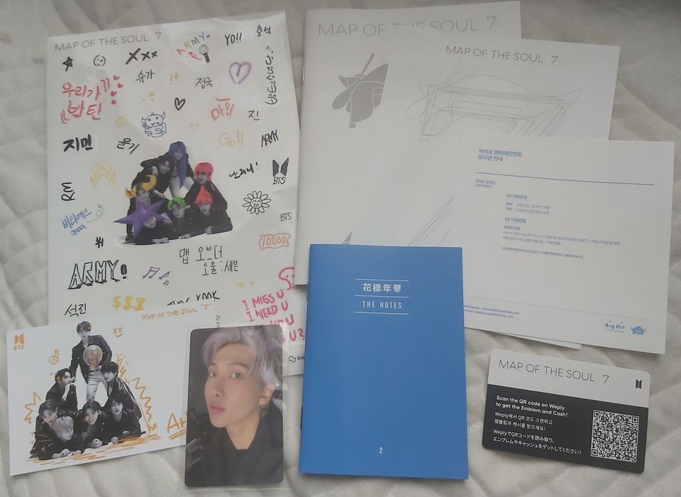 Продам альбом BTS