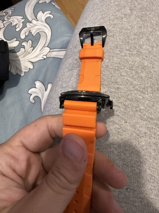 Invicta Sea Hunter Obsidian Automatic