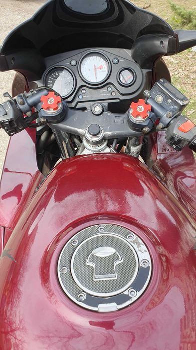 Продавам HONDA CBR 600 F3