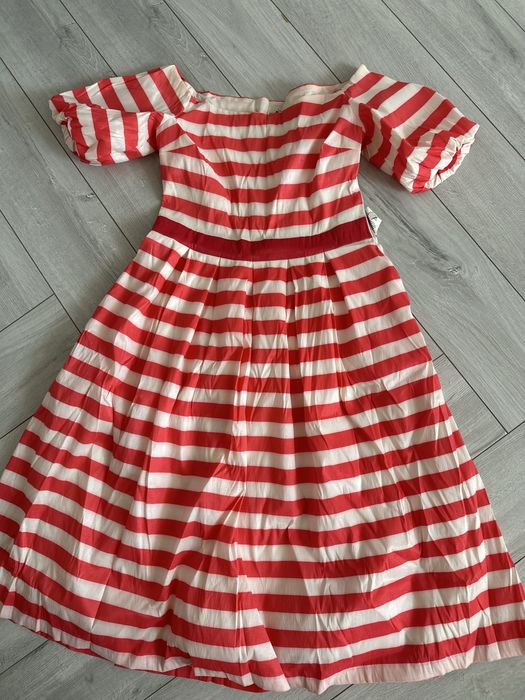 Платье в полоску