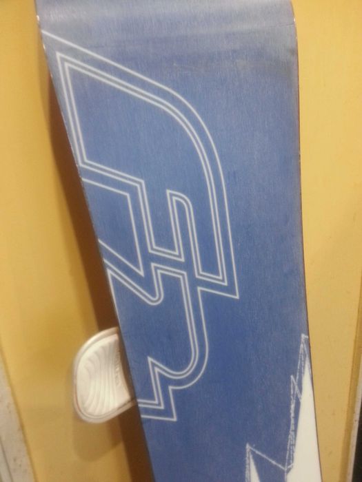 Сноуборд 156 см . Комплект със автоматите, докаран от Швейцария.