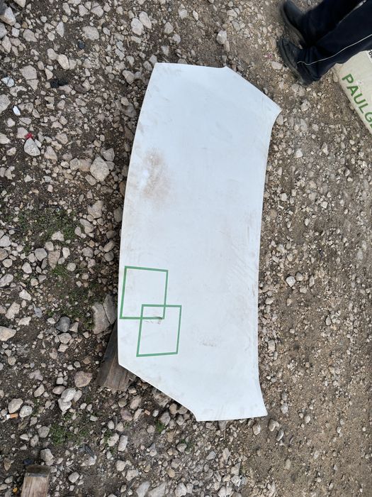 Преден капак за Пежо Партнер 09-12