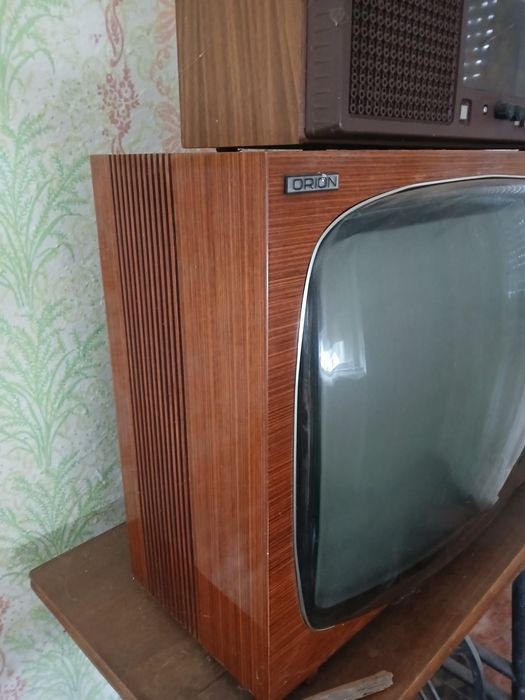 TV Orion cu lămpi