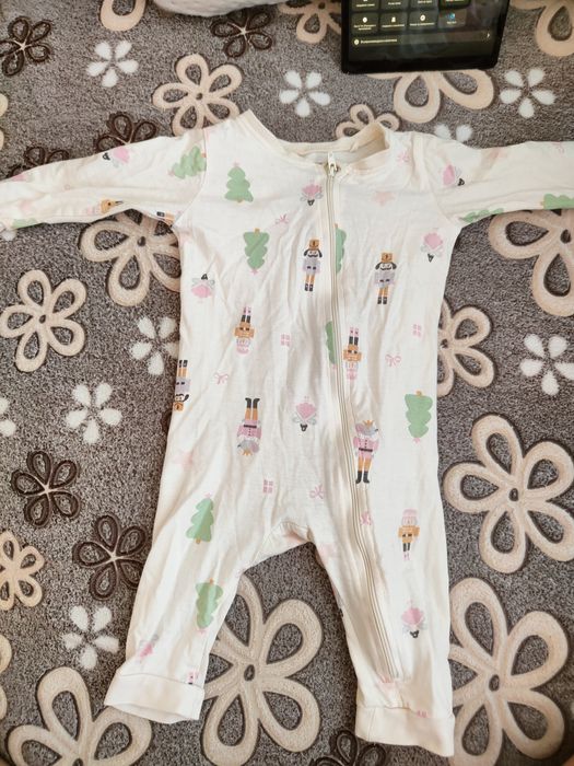 Дрехи 6-9 месеца