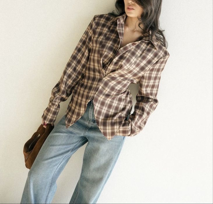 Рубашка с корсетной посадкой