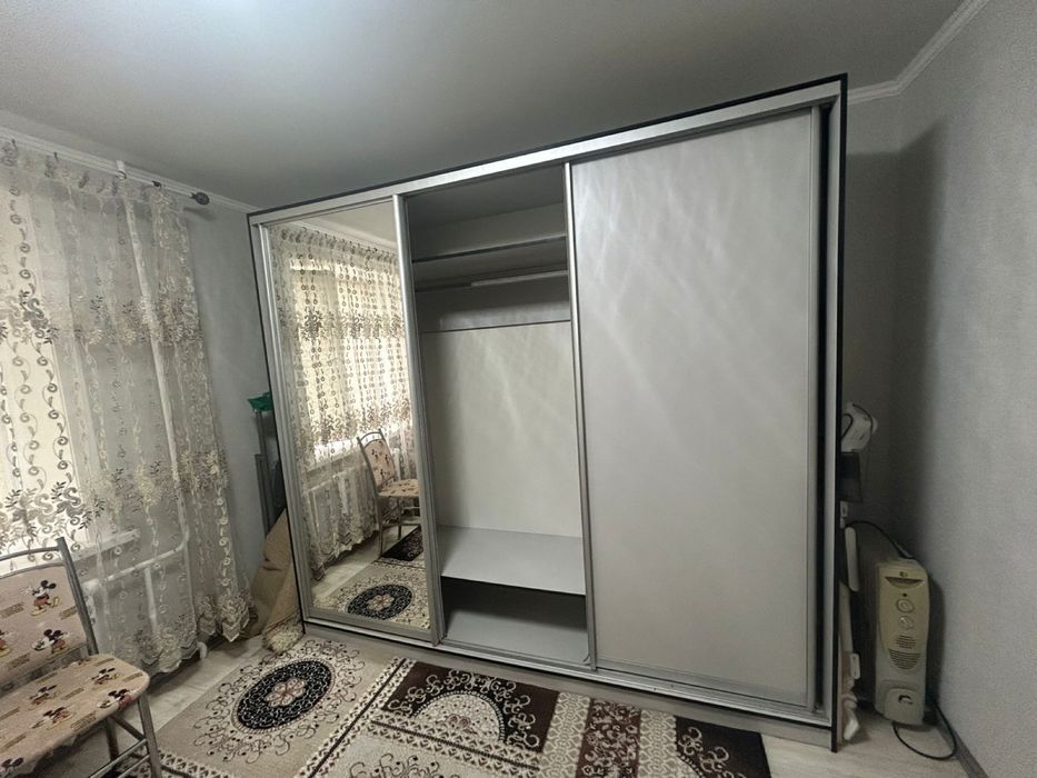 Продам шкаф купе