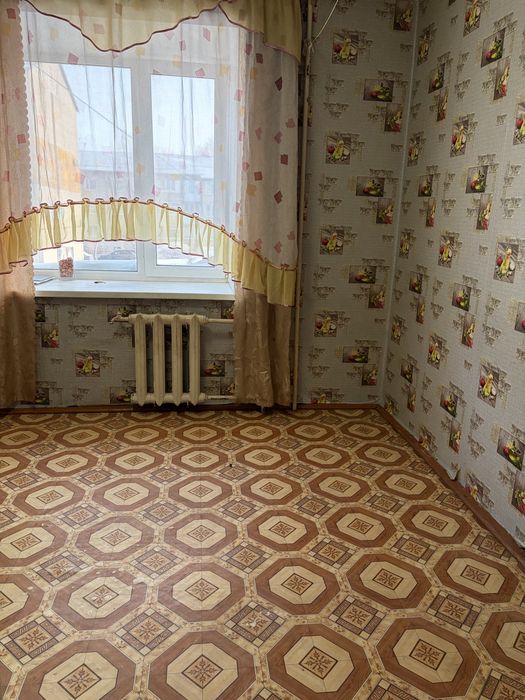 Продам 3х ком квартиру, 2/3 очень теплая, требуется ремонт