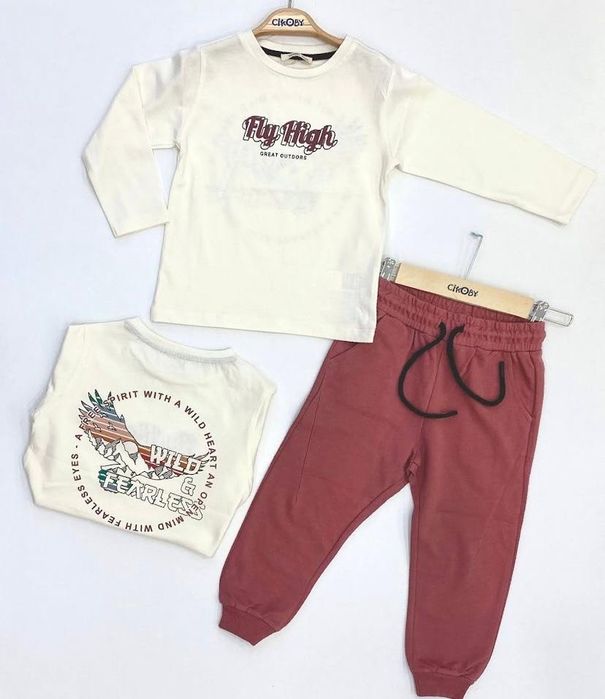 Продается детские вещи