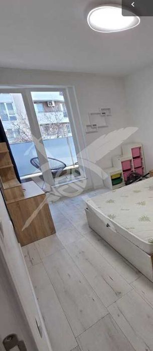 Дава се под наем Двустаен апартамент в Пловдив, Южен - 74 кв.м за 468.69 € - Снимка #2