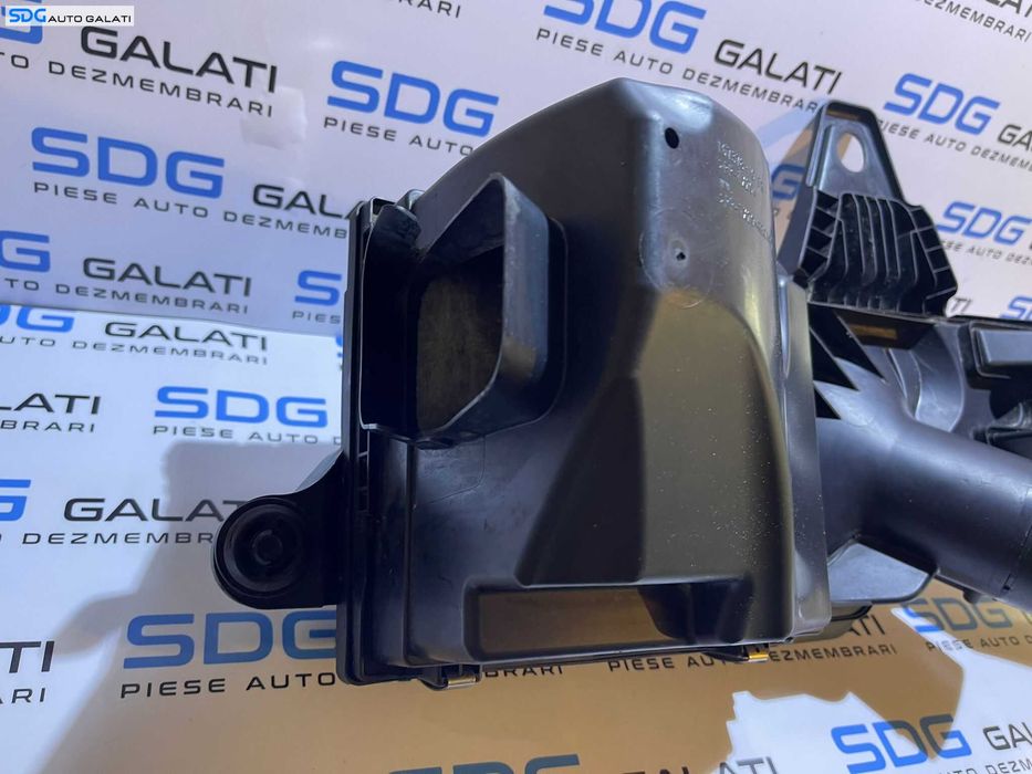 Corp Carcasa Admisie Filtru Aer BMW Seria 4 F32 F33 F36 F82 F83 418 420 425 2.0 D N47 2013 - Prezent Cod 8511655 [AV2474]