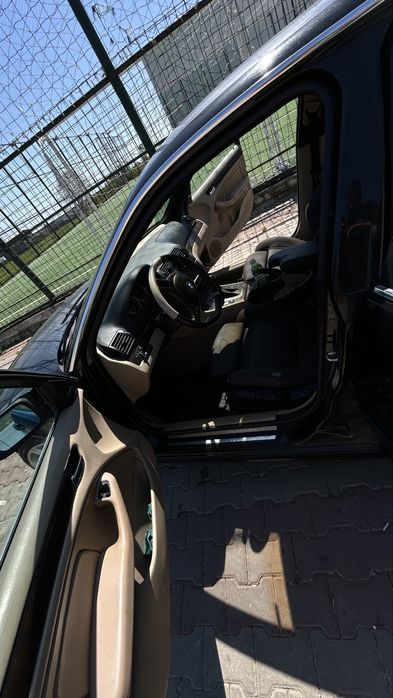 Vând bmw 330 xd  masina nu mai are acte da se poate face si pot oferi si foaie ca să poti să o inmatriculezi pe roamania