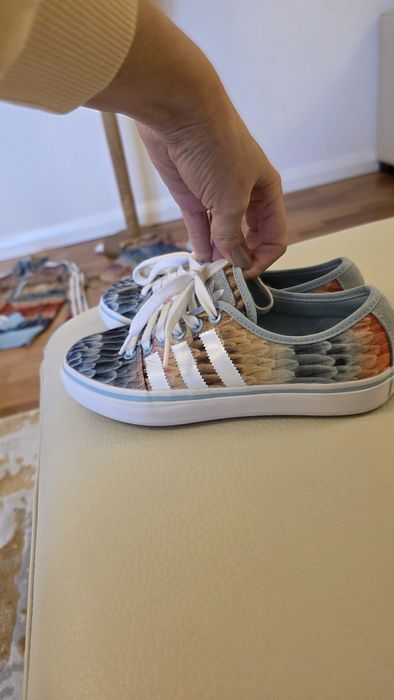 Tenesi femei Adidas