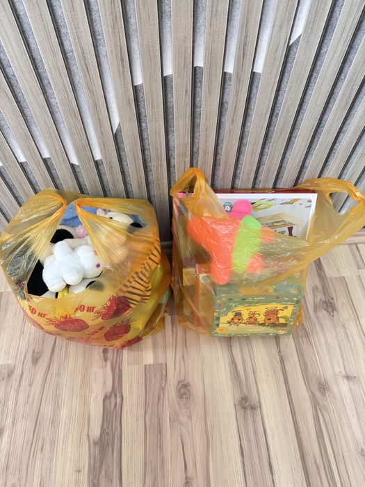 Игрушки за 2000 тенге