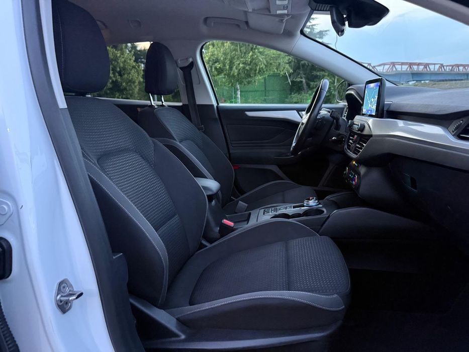 FORD Focus 0 — imagine 4