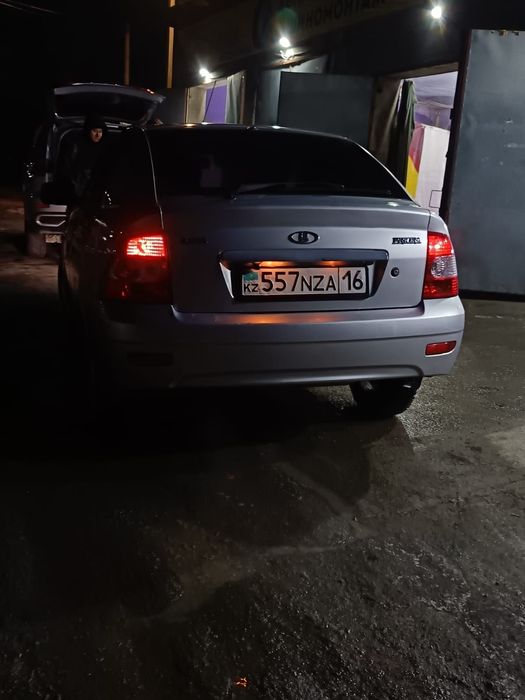 Автомобиль. приора!