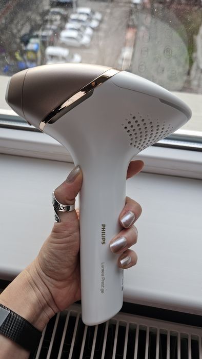 Epilator IPL Philips Lumea Prestige BRI956/00 cu Senzor Smartskin