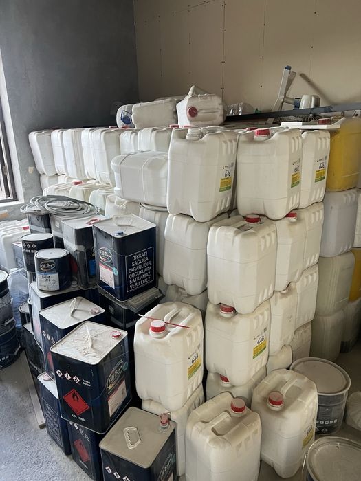 Сотильяпти канистралар пластикдан.