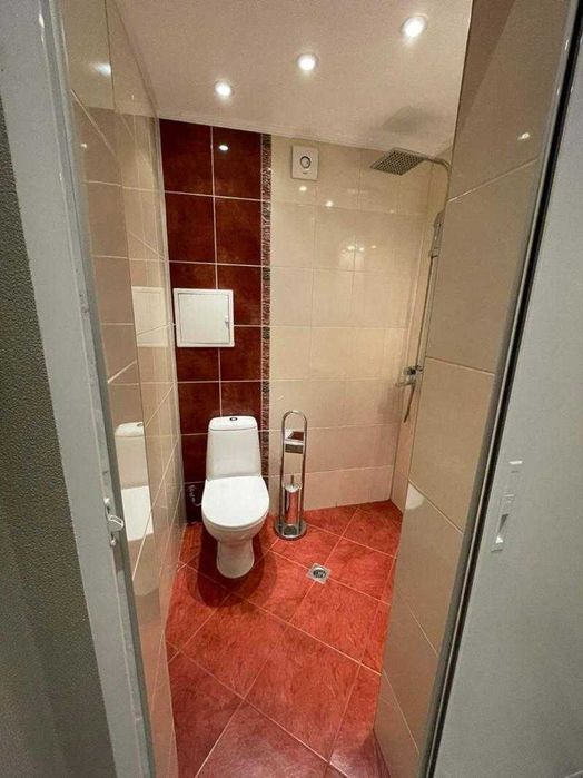 Продава се Двустаен апартамент в София, Хладилника - 74 кв.м за 1838 €/кв.м - Снимка #4