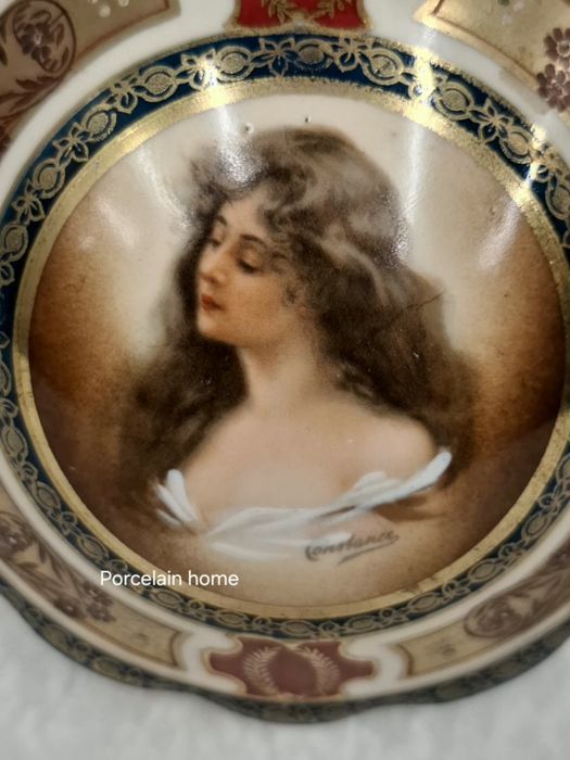 Порцеланова кутия за бижута