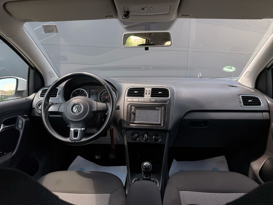 VOLKSWAGEN Polo 2013 — imagine 5