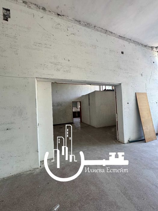 Продава се Промишлена сграда в Димитровград - 820 кв.м за 156 €/кв.м - Снимка #4