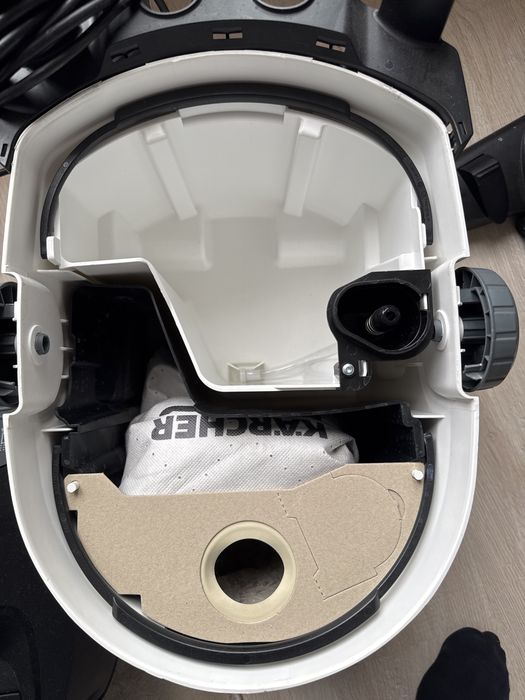 Пылесос Karcher моющий SE 5