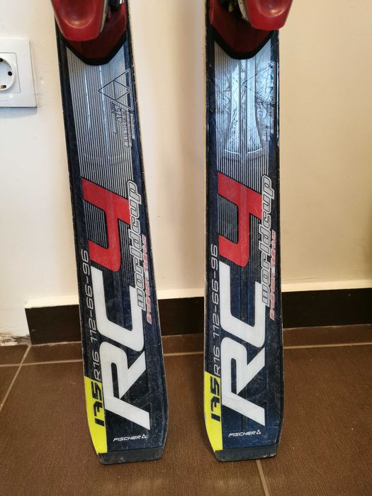FISCHER RC4 Карвинг Ски 175см. Worldcup Aircarbon Titanium