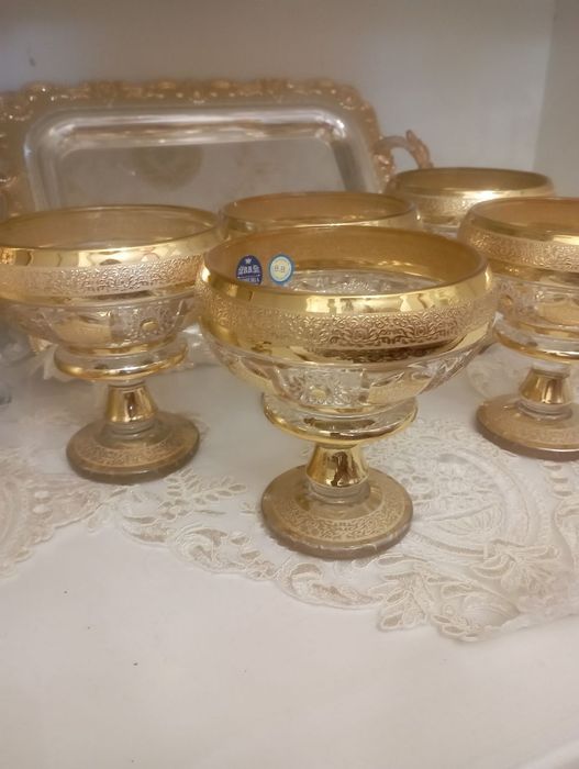 Bagema orginali 
1 ta kotta mevaniki
2 ta shokoladiki
10 ta