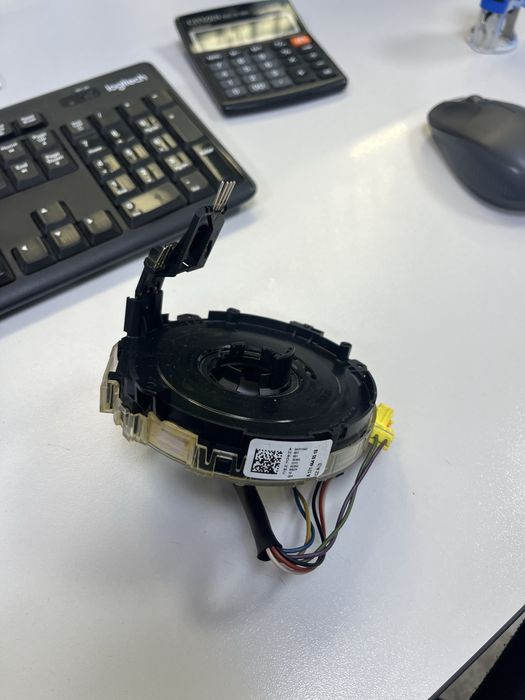 Лентов кабел за mercedes cls