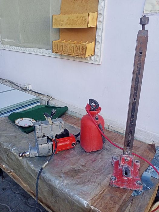 Корейски буровой дрель