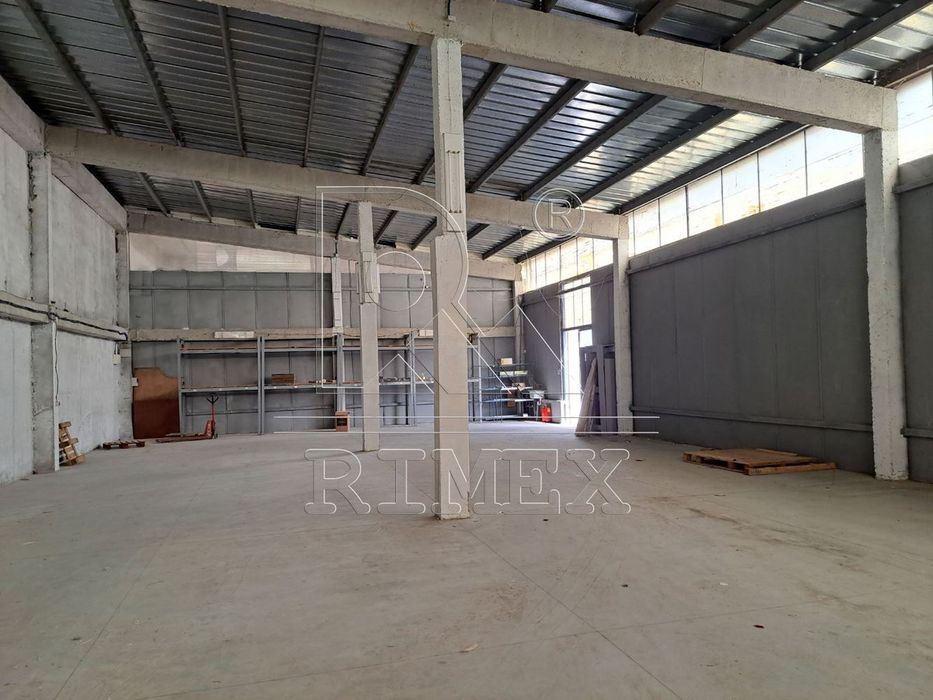 Склад в Пловдив-Индустриална зона - Север площ 300 цена 1800