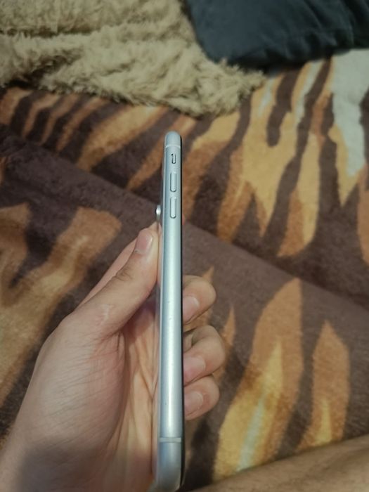 Iphone xr прлдажа