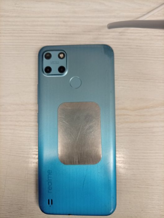 Продаю Realmi C25Y